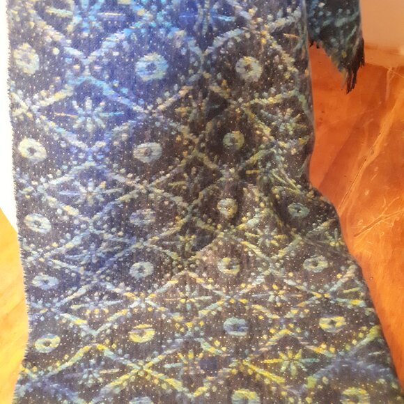 Beautiful Shawl by Etereo - Vivid colors of turquoise and green - Picture 3 of 8